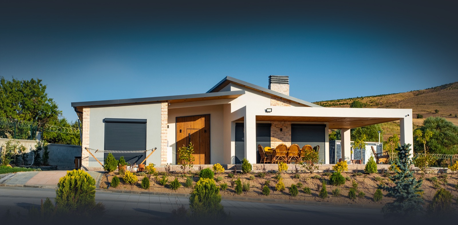 Californian prefab modular homes in the evening